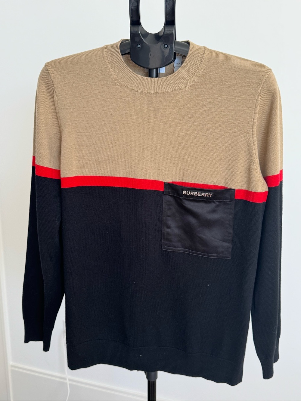 Burberry Women’s Crewneck Sweater in Black, Tan and Red